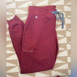Figs women's Deep burgundy jogger Pants